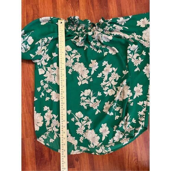 Sienna  Sky Green Floral Blouse size medium - Picture 6 of 8